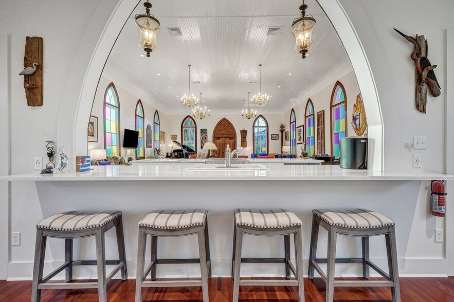 More Photos Of 2716 Mechanics Ave, Savannah Religious Facility For Sale
