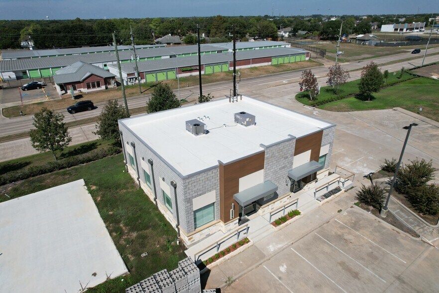 More Photos Of 5222-5226 Reading Way, Rosenberg Medical For Sale