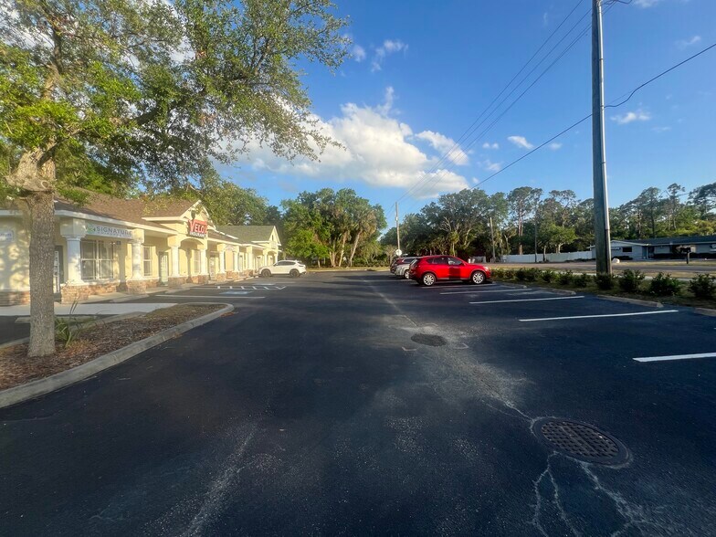 More Photos Of 9416-9418 Balm Riverview Rd, Riverview Medical For Lease