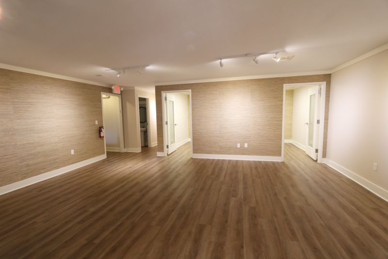 More Photos Of 955 W Wade Hampton Blvd, Greer Office For Lease