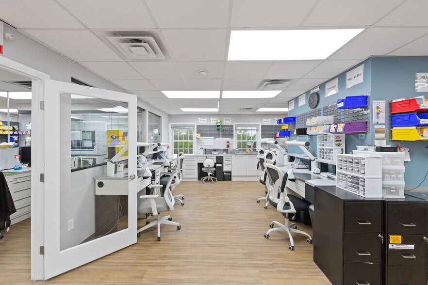 More Photos Of 874 Pompton Ave, Cedar Grove Medical For Sale