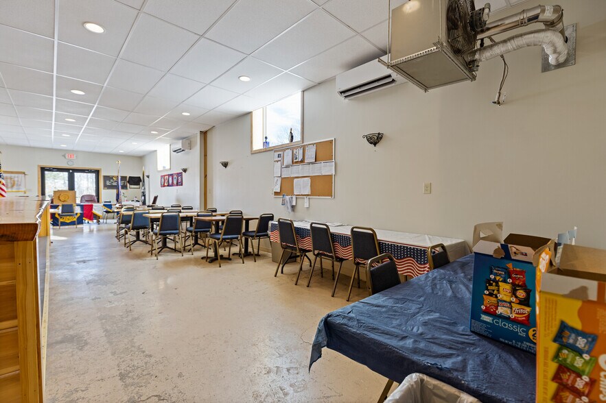 More Photos Of 120 Drummond Ave, Waterville Freestanding For Sale