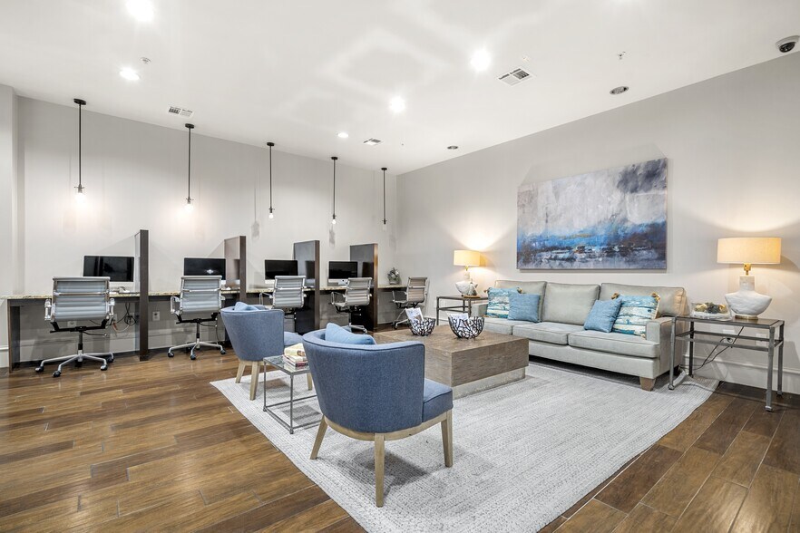 More Photos Of 5927 Almeda Rd, Houston Apartments For Lease
