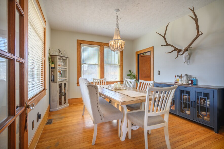 More Photos Of 132 Christiansburg Pike NE, Floyd Flex For Sale