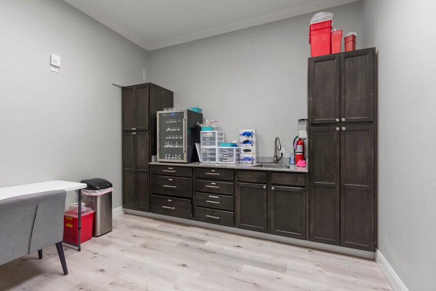 More Photos Of 2615 E Southlake Blvd, Southlake Office For Lease