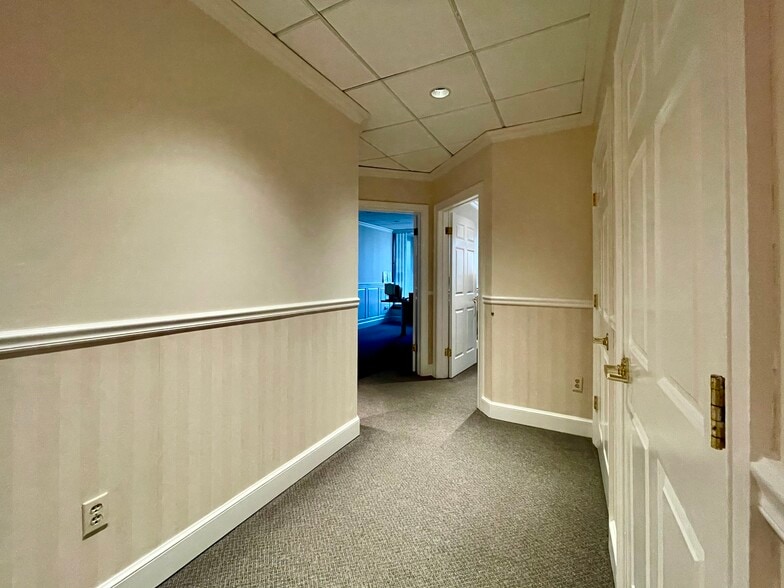 More Photos Of 90 Grove St, Ridgefield Medical For Sale