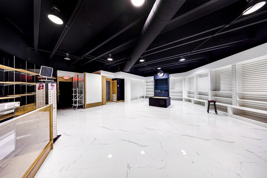 More Photos Of 380 E 9th St, Hialeah Unknown For Lease