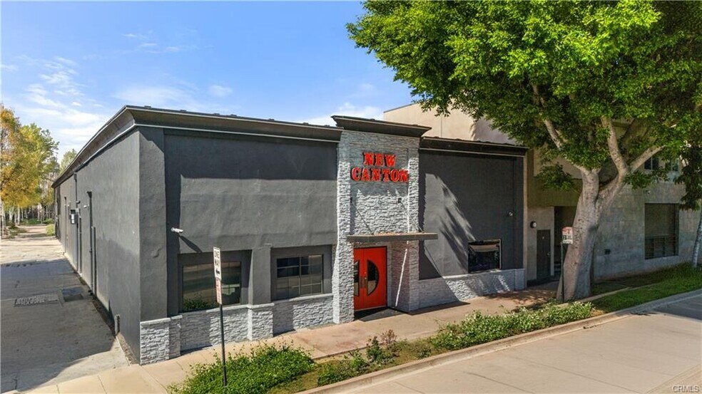 More Photos Of 13015 Philadelphia St, Whittier Restaurant For Sale