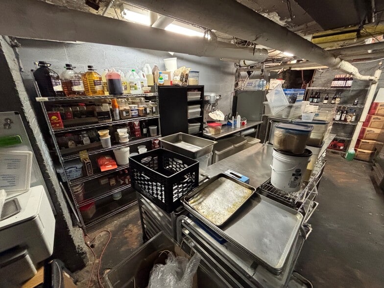 More Photos Of 1045 Union St, Brooklyn Apartments For Lease