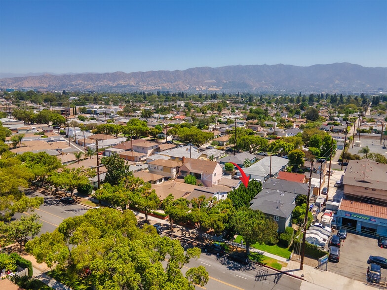 More Photos Of 1218 N Hollywood Way, Burbank Multifamily For Sale