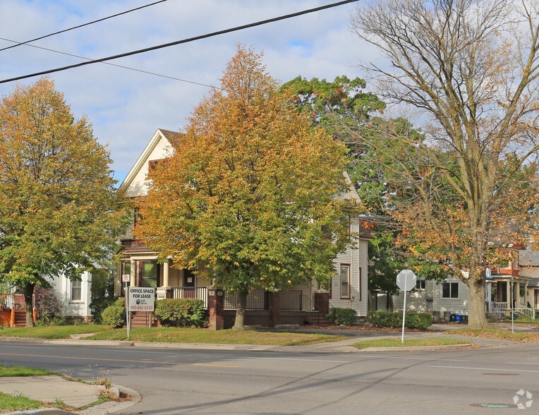 More Photos Of 7 Welland Ave, St Catharines Office For Sale
