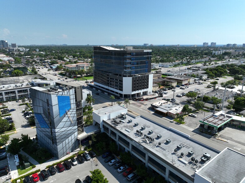 More Photos Of 800 N Federal Hwy, Hallandale Beach Office For Lease