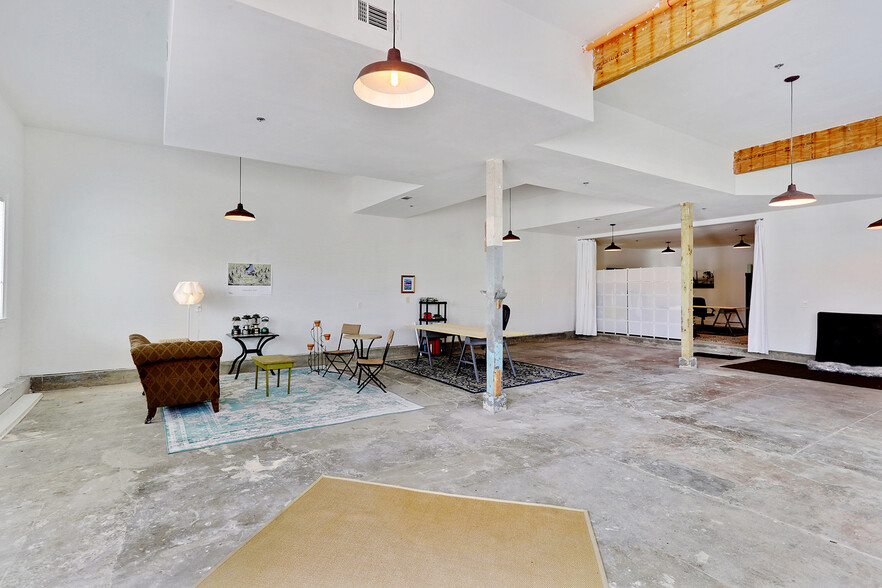 More Photos Of 2201 Dumaine St, New Orleans Storefront Retail Office For Lease