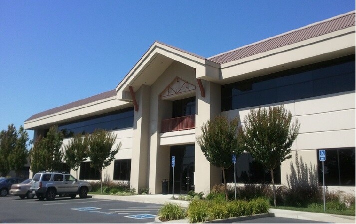 More Photos Of 550 Gateway Dr, Napa Office For Lease
