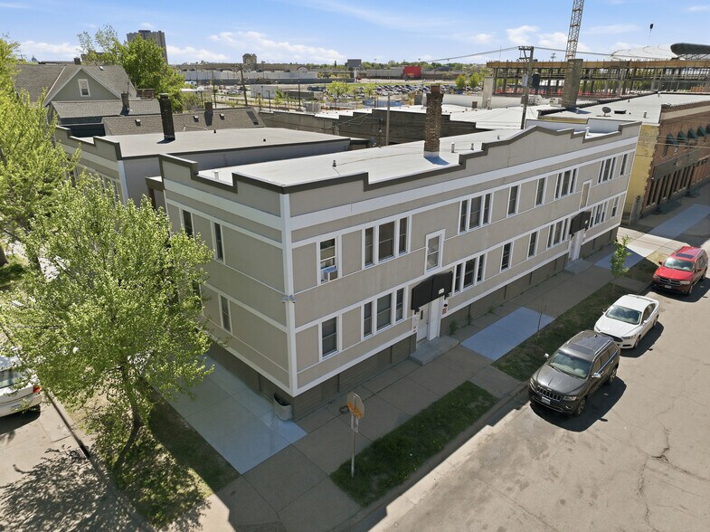 More Photos Of 1530 Sherburne Ave, Saint Paul Apartments For Sale