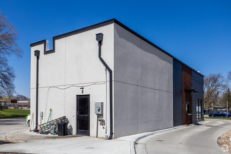 More Photos Of 320 HWY 71 S, Arnolds Park Restaurant For Sale