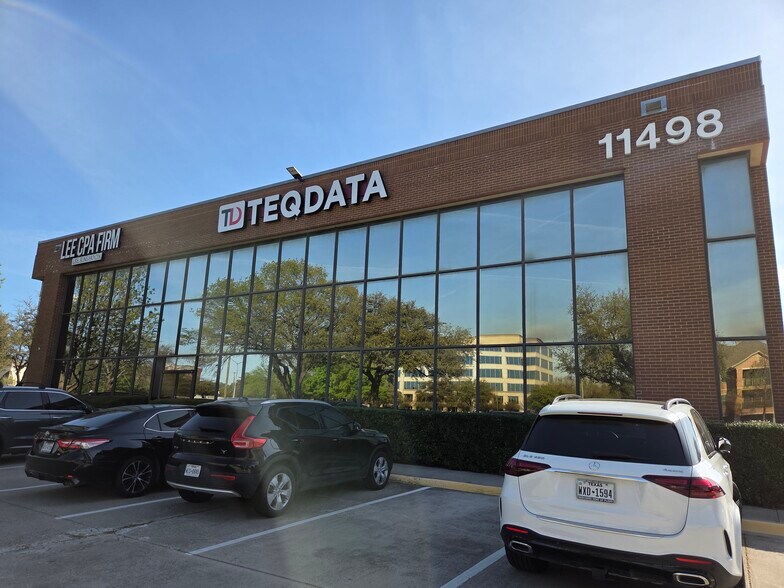 More Photos Of 11498 Luna Rd, Farmers Branch Office For Lease