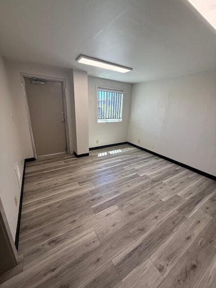 More Photos Of 1420 NE 1st St, Bend Warehouse For Lease