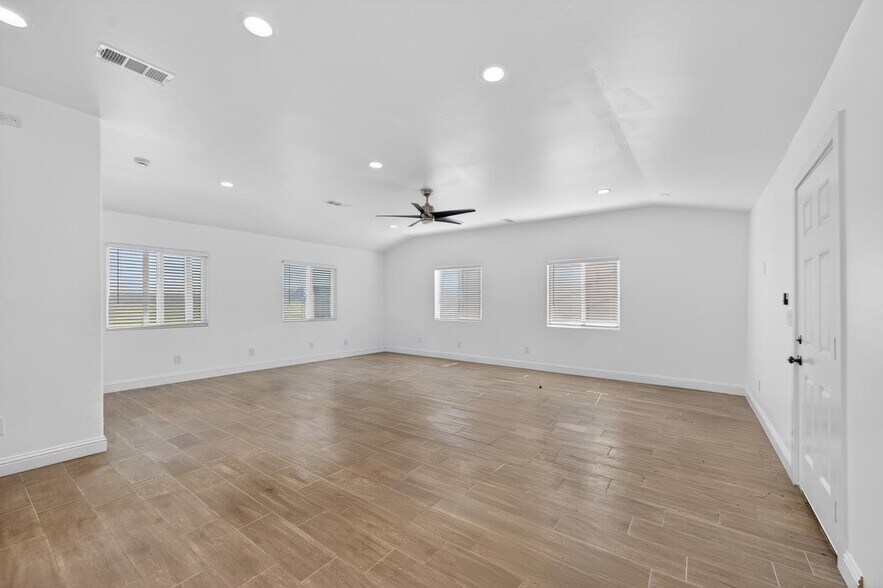 More Photos Of 6873 20th Ave, Lemoore Land For Sale