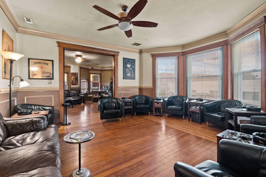 More Photos Of 2201 Perkiomen Ave, Mount Penn Restaurant For Sale