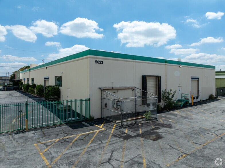 More Photos Of 5623 N Peck Rd, Arcadia Warehouse For Sale