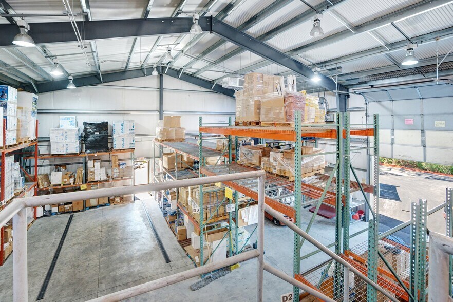 More Photos Of 1500 Desoto Rd, Sarasota Warehouse For Sale