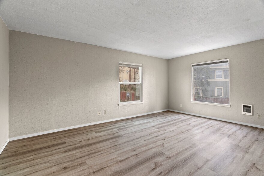 More Photos Of 901 S Lincoln St, Spokane Multifamily For Sale