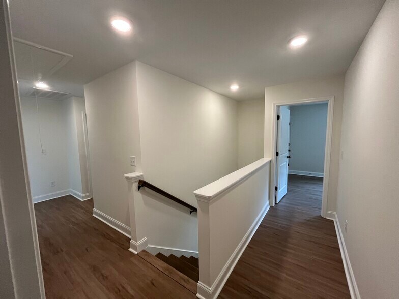 More Photos Of 116 Fern Cir, Clemson Specialty For Sale