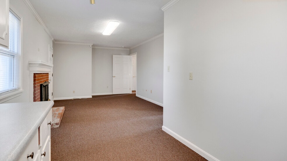 More Photos Of 315 N English Station Rd, Louisville Office For Lease