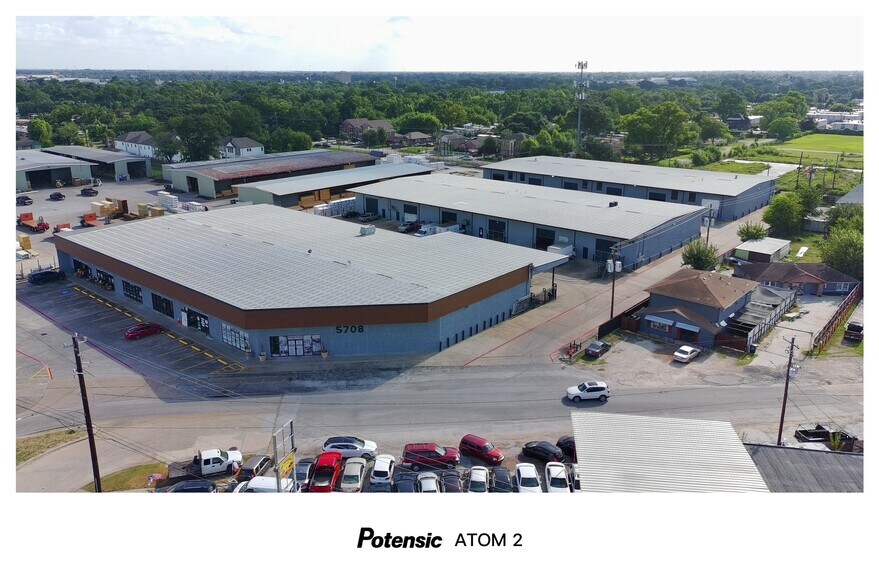 More Photos Of 5708 N Shepherd Dr, Houston Unknown For Lease