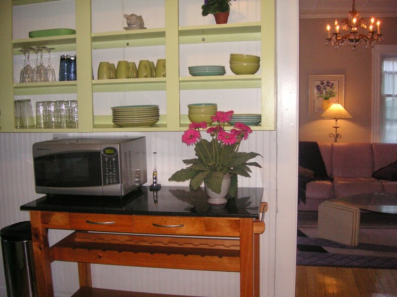 More Photos Of 140 Grand View Ave, Quincy Apartments For Sale