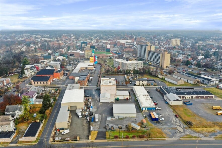 More Photos Of 87 W Lee St, Hagerstown Office For Sale