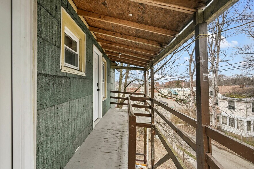 More Photos Of 101 Pennsylvania Ave, Binghamton Apartments For Sale