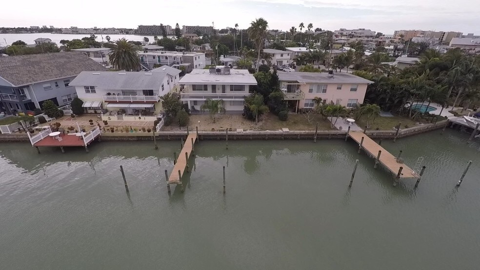 More Photos Of 515 129th Ave, Madeira Beach Apartments For Sale