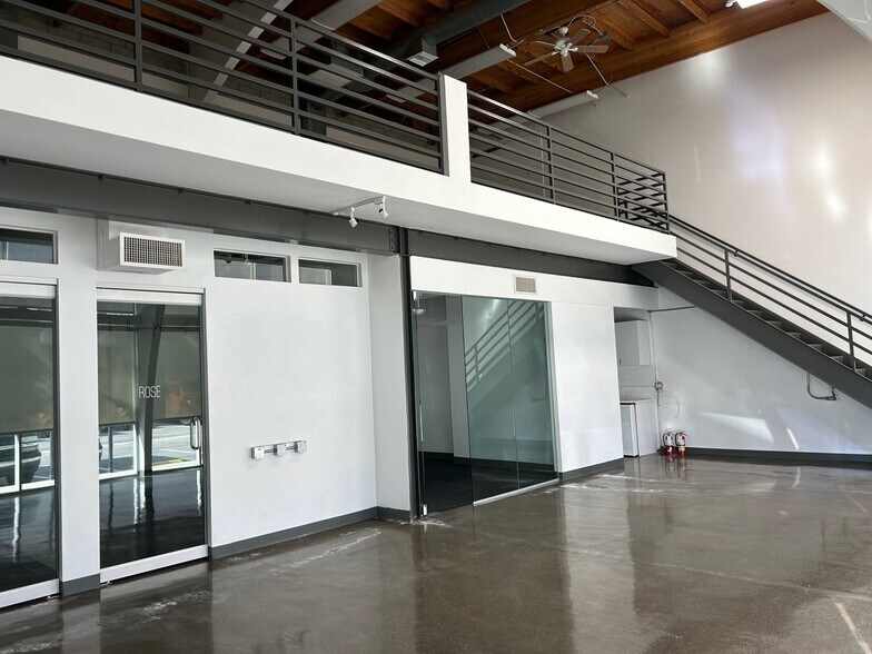 More Photos Of 4052-4058 Del Rey Ave, Marina Del Rey Loft Creative Space For Lease