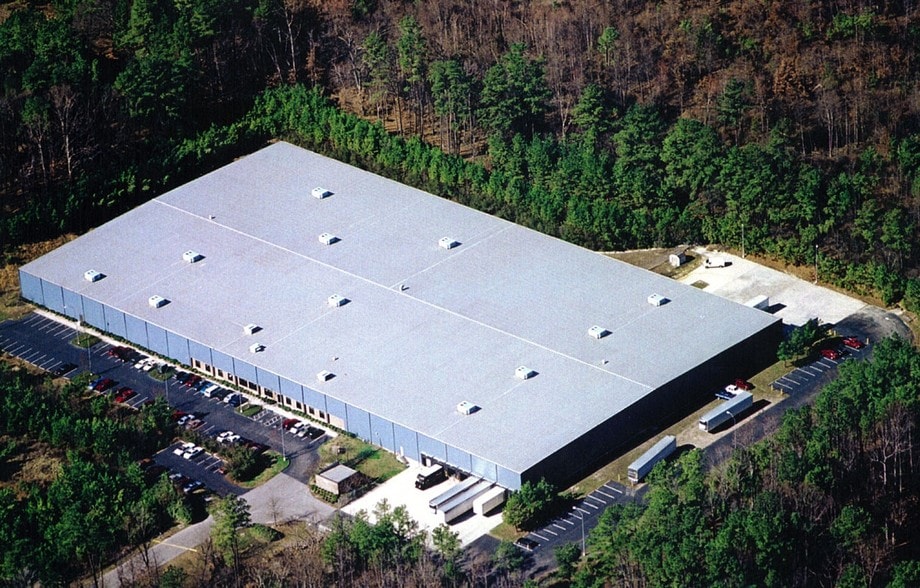 More Photos Of 1711 Corporation Pky, Raleigh Warehouse For Sale