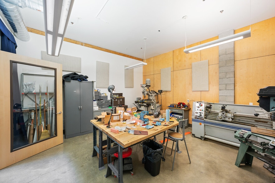 More Photos Of 42 Dore St, San Francisco Office For Lease