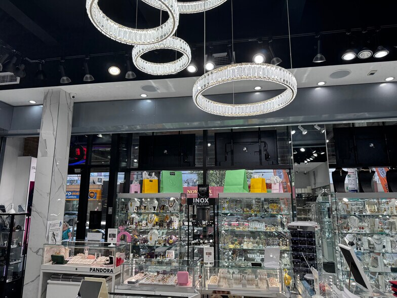 More Photos Of 271-273 Brighton Beach Ave, Brooklyn General Retail For Sale