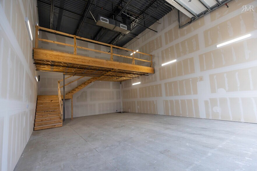 More Photos Of 1435 FM 1463 Rd, Katy Showroom For Sale