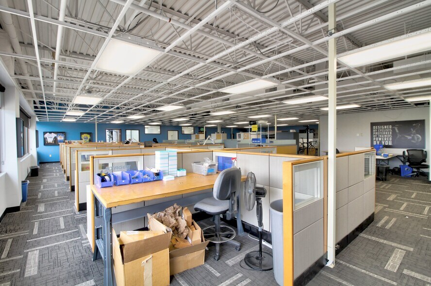 More Photos Of 5335 Sterling Dr, Boulder Research And Development For Lease
