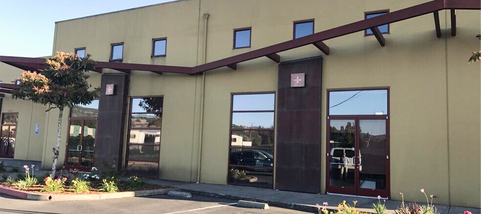 Primary Photo Of 20 Enterprise Ct, Napa Warehouse For Lease