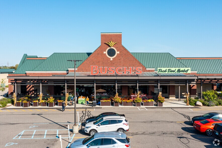 More Photos Of 225 S Canton Center Rd, Canton Supermarket For Lease