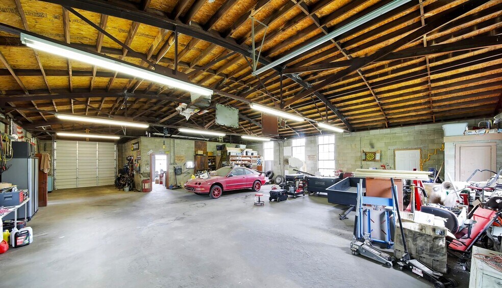 More Photos Of 4410 Flat Creek Rd, Heath Springs Flex For Sale