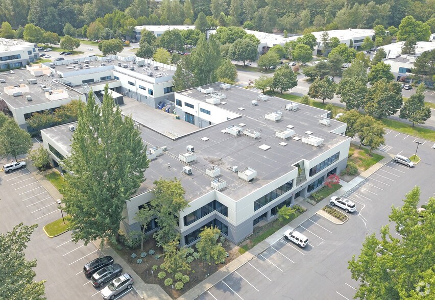 More Photos Of 8410 154th Ave NE, Redmond Flex For Lease