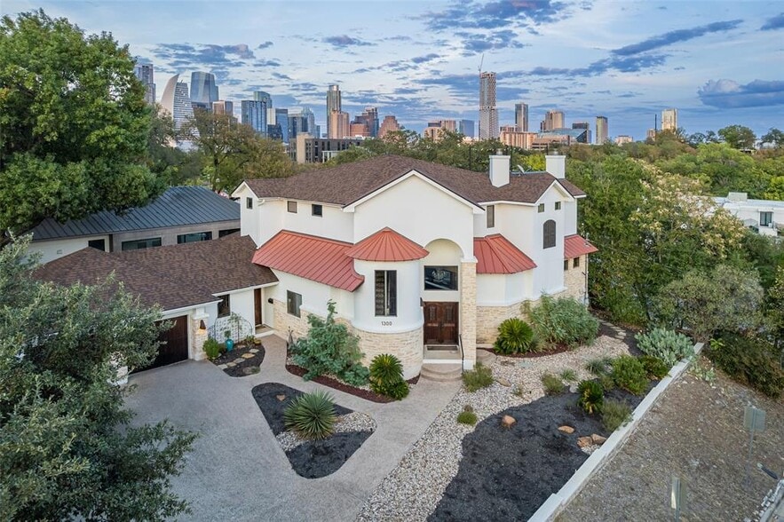Primary Photo Of 1300 Bluff St, Austin Flex For Sale