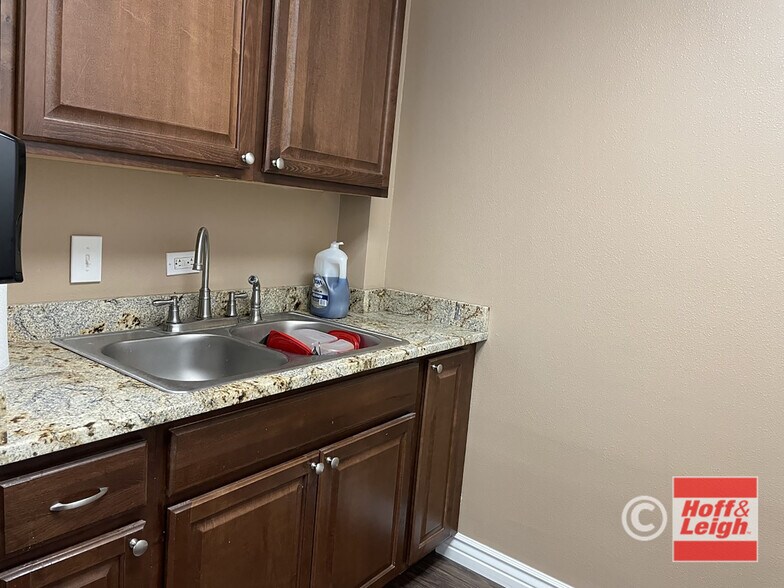 More Photos Of 6909 S Holly Cir, Centennial Office For Sale