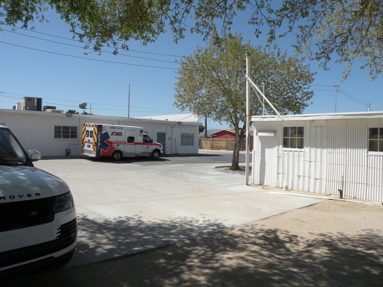 More Photos Of 3121 E Avenue I, Lancaster Freestanding For Sale