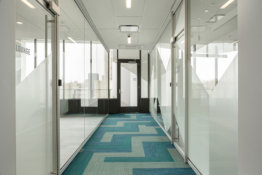 More Photos Of 5113 S Harper Ave, Chicago Coworking Space