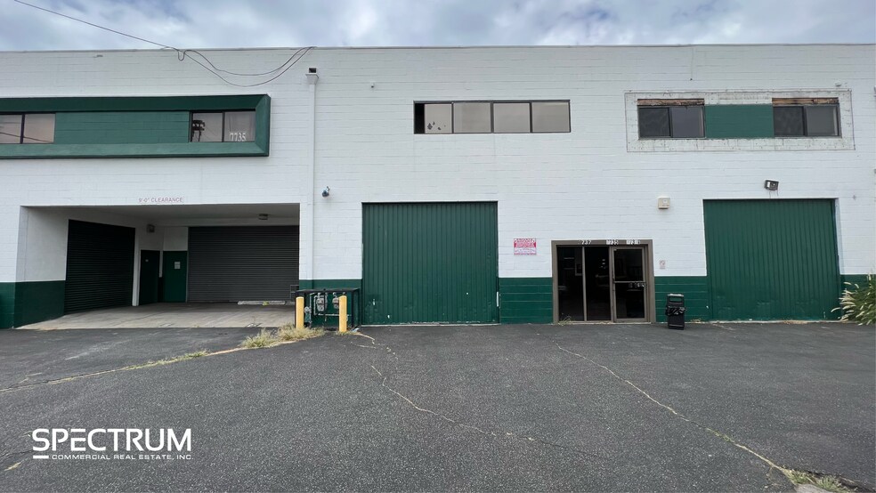 More Photos Of 7735-7751 Densmore Ave, Van Nuys Warehouse For Lease