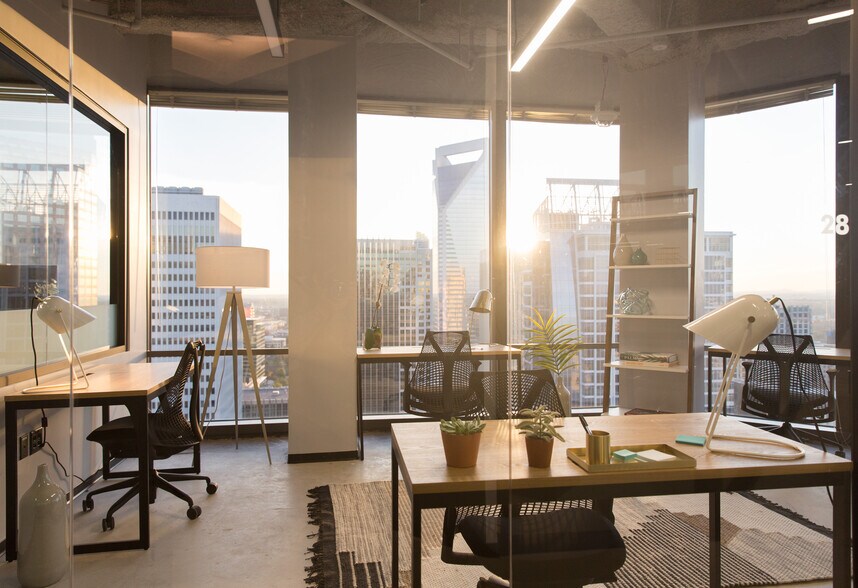 More Photos Of 101 S Tryon St, Charlotte Coworking Space